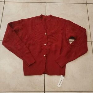 Commense scalloped edge ribbed v neck buttoned Cardigan